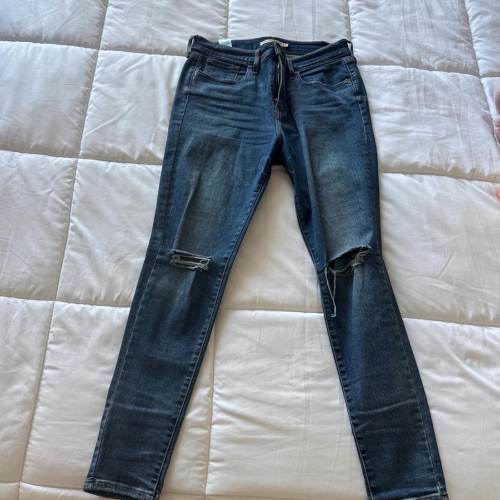 Levi's Dark Blue Skinny Jeans
